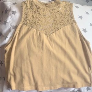 Crop top